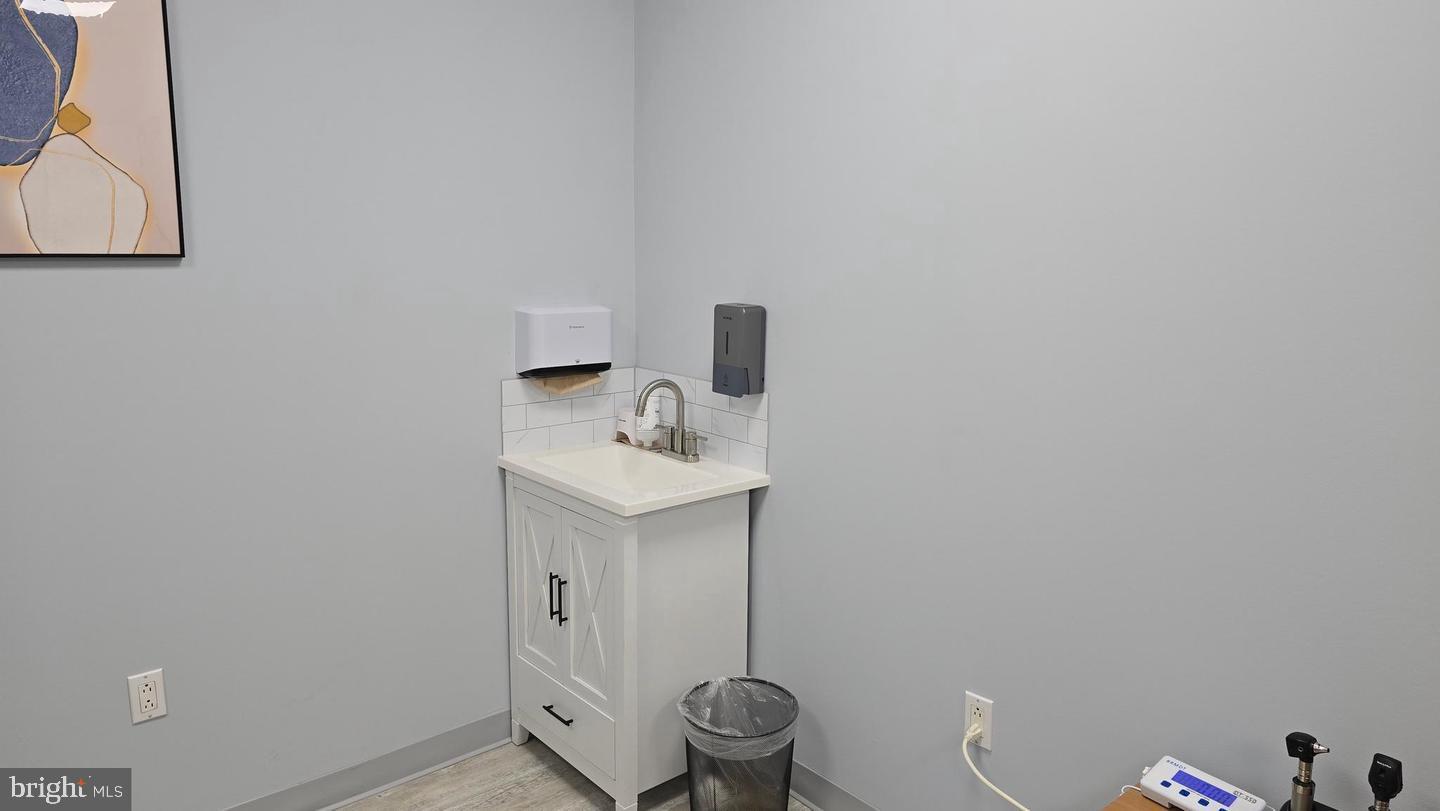 44335 PREMIER PLZ #230, ASHBURN, Virginia 20147, ,Land,For sale,44335 PREMIER PLZ #230,VALO2113126 MLS # VALO2113126