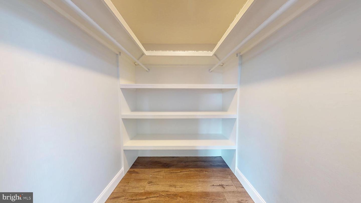 4600 DUKE ST #431, ALEXANDRIA, Virginia 22304, ,Land,For sale,4600 DUKE ST #431,VAAX2052730 MLS # VAAX2052730