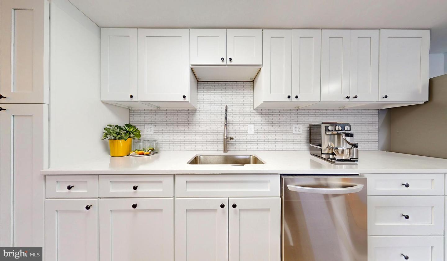 4600 DUKE ST #431, ALEXANDRIA, Virginia 22304, ,Land,For sale,4600 DUKE ST #431,VAAX2052730 MLS # VAAX2052730