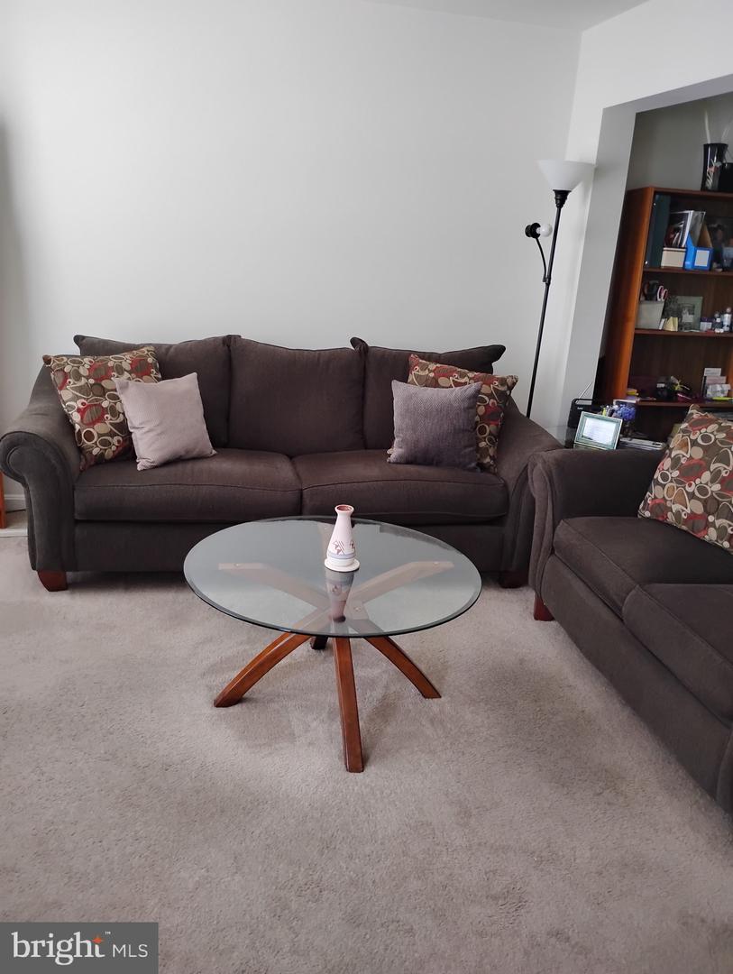 3910 BURNS CT SE, WASHINGTON, District Of Columbia 20019, 3 Bedrooms Bedrooms, ,2 BathroomsBathrooms,Residential,For sale,3910 BURNS CT SE,DCDC2198974 MLS # DCDC2198974