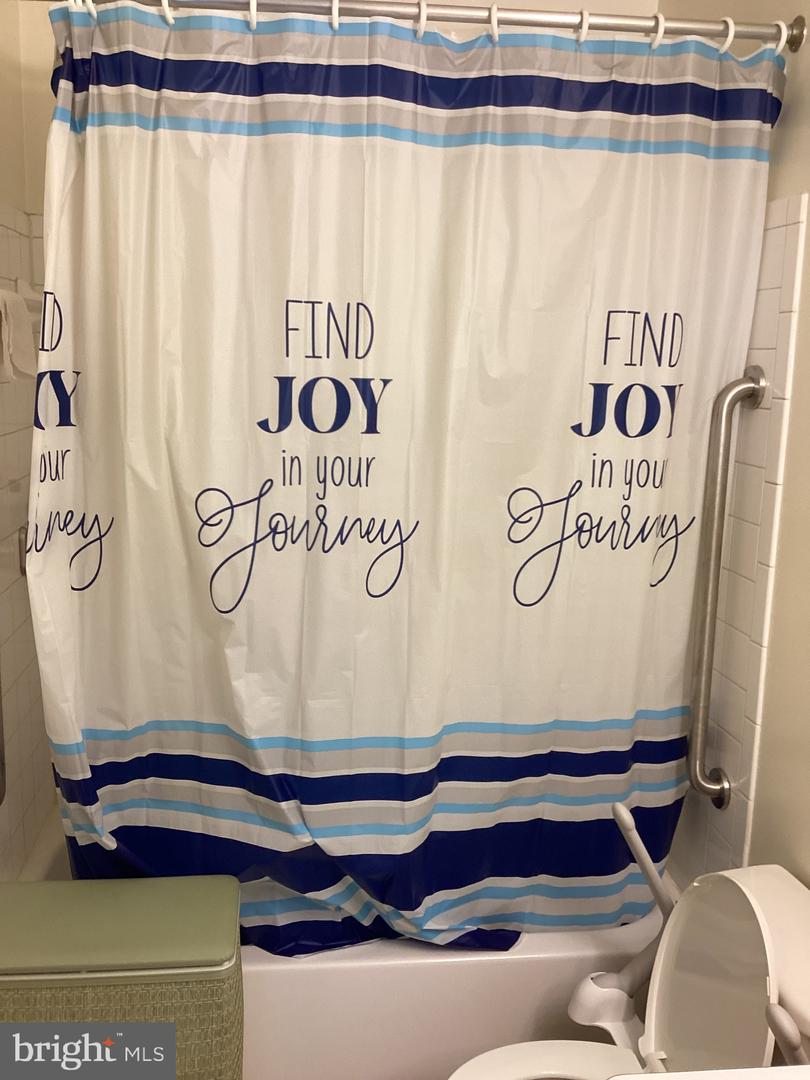 3910 BURNS CT SE, WASHINGTON, District Of Columbia 20019, 3 Bedrooms Bedrooms, ,2 BathroomsBathrooms,Residential,For sale,3910 BURNS CT SE,DCDC2198974 MLS # DCDC2198974