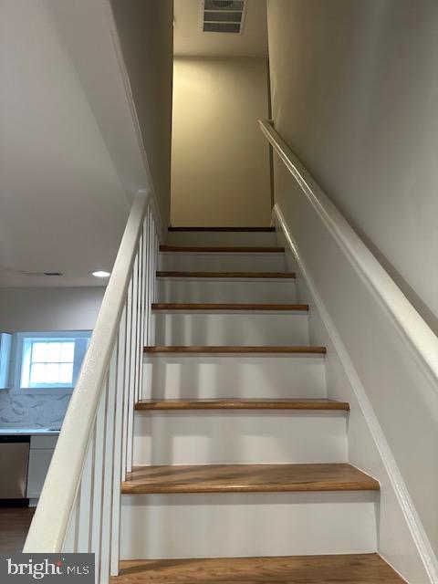 1004 S CAMERON ST, WINCHESTER, Virginia 22601, 3 Bedrooms Bedrooms, ,2 BathroomsBathrooms,Residential,For sale,1004 S CAMERON ST,VAWI2007970 MLS # VAWI2007970