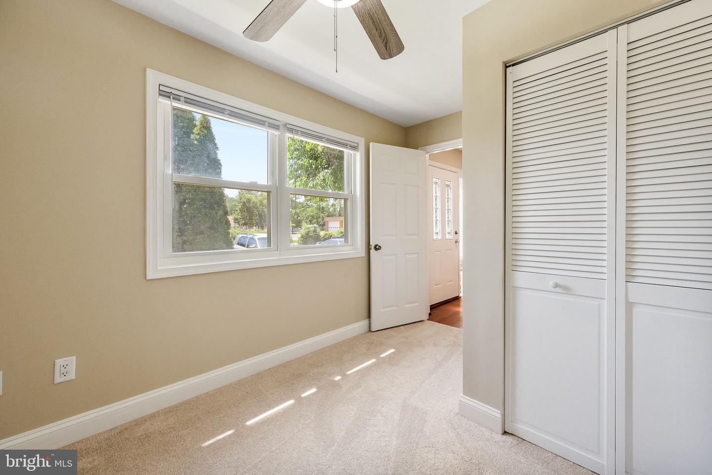 86 SUGARLAND RUN DR, STERLING, Virginia 20164, 3 Bedrooms Bedrooms, ,3 BathroomsBathrooms,Residential,For sale,86 SUGARLAND RUN DR,VALO2100832 MLS # VALO2100832