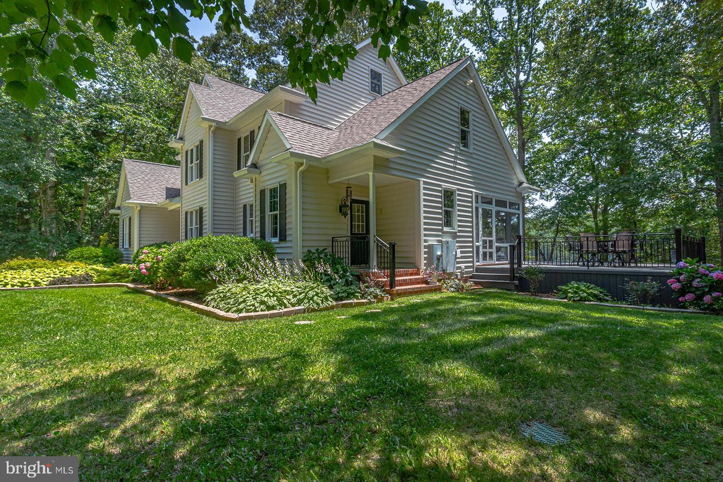 858 HARMONY HILLS CIR, WICOMICO CHURCH, Virginia 22579, 4 Bedrooms Bedrooms, ,3 BathroomsBathrooms,Residential,For sale,858 HARMONY HILLS CIR,VANV2001668 MLS # VANV2001668