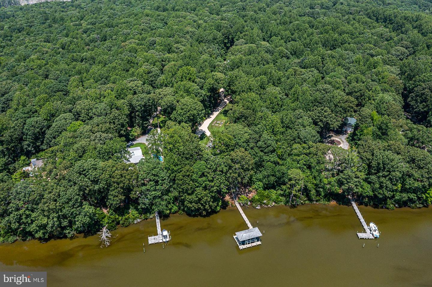 858 HARMONY HILLS CIR, WICOMICO CHURCH, Virginia 22579, 4 Bedrooms Bedrooms, ,3 BathroomsBathrooms,Residential,For sale,858 HARMONY HILLS CIR,VANV2001668 MLS # VANV2001668