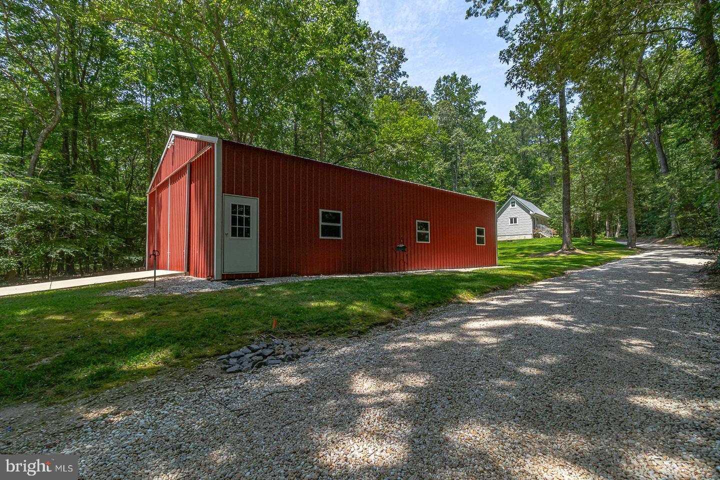 858 HARMONY HILLS CIR, WICOMICO CHURCH, Virginia 22579, 4 Bedrooms Bedrooms, ,3 BathroomsBathrooms,Residential,For sale,858 HARMONY HILLS CIR,VANV2001668 MLS # VANV2001668