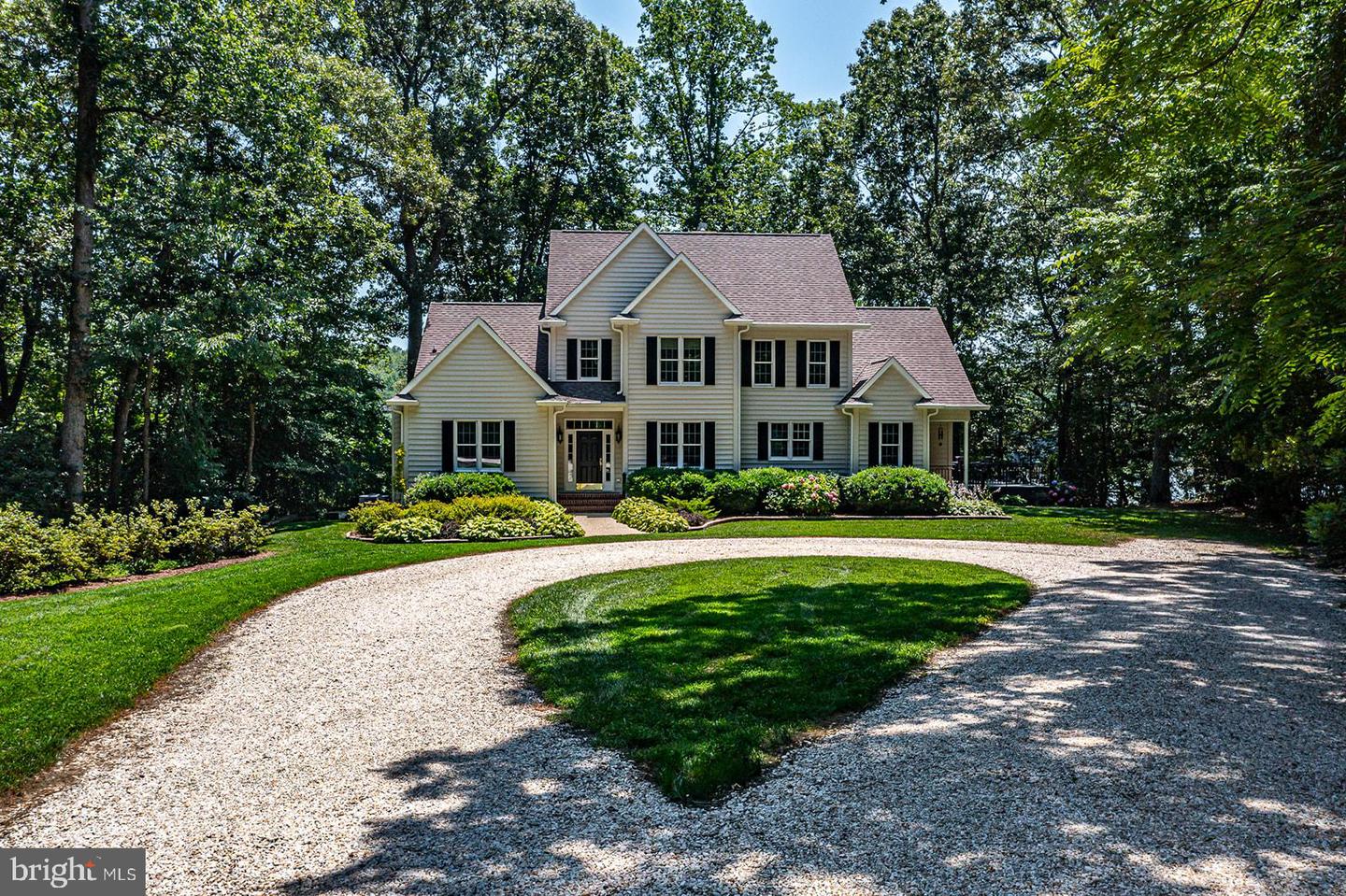 858 HARMONY HILLS CIR, WICOMICO CHURCH, Virginia 22579, 4 Bedrooms Bedrooms, ,3 BathroomsBathrooms,Residential,For sale,858 HARMONY HILLS CIR,VANV2001668 MLS # VANV2001668