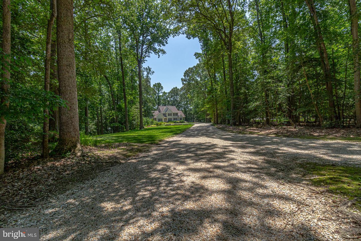 858 HARMONY HILLS CIR, WICOMICO CHURCH, Virginia 22579, 4 Bedrooms Bedrooms, ,3 BathroomsBathrooms,Residential,For sale,858 HARMONY HILLS CIR,VANV2001668 MLS # VANV2001668