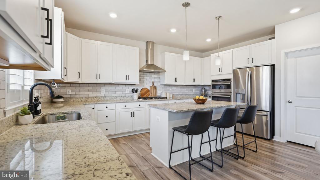 2124 BERWICK DR, JEFFERSONTON, Virginia 22724, 5 Bedrooms Bedrooms, ,3 BathroomsBathrooms,Residential,2124 BERWICK DR,VACU2012000 MLS # VACU2012000