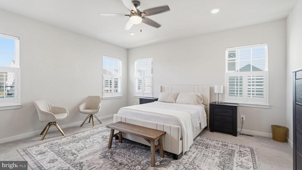 2124 BERWICK DR, JEFFERSONTON, Virginia 22724, 5 Bedrooms Bedrooms, ,3 BathroomsBathrooms,Residential,2124 BERWICK DR,VACU2012000 MLS # VACU2012000