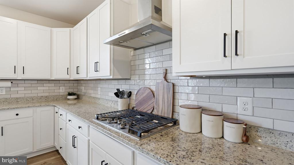 2124 BERWICK DR, JEFFERSONTON, Virginia 22724, 5 Bedrooms Bedrooms, ,3 BathroomsBathrooms,Residential,2124 BERWICK DR,VACU2012000 MLS # VACU2012000