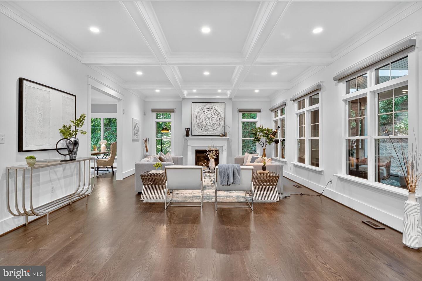 3400 MILITARY RD, ARLINGTON, Virginia 22207, 6 Bedrooms Bedrooms, ,6 BathroomsBathrooms,Residential,For sale,3400 MILITARY RD,VAAR2061122 MLS # VAAR2061122