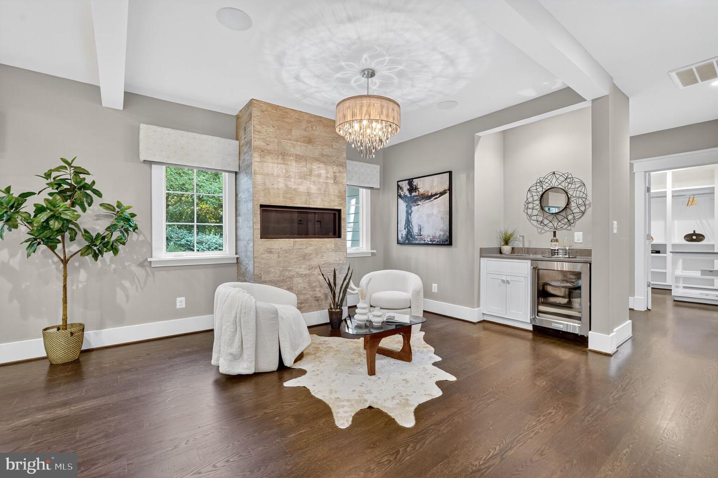 3400 MILITARY RD, ARLINGTON, Virginia 22207, 6 Bedrooms Bedrooms, ,6 BathroomsBathrooms,Residential,For sale,3400 MILITARY RD,VAAR2061122 MLS # VAAR2061122