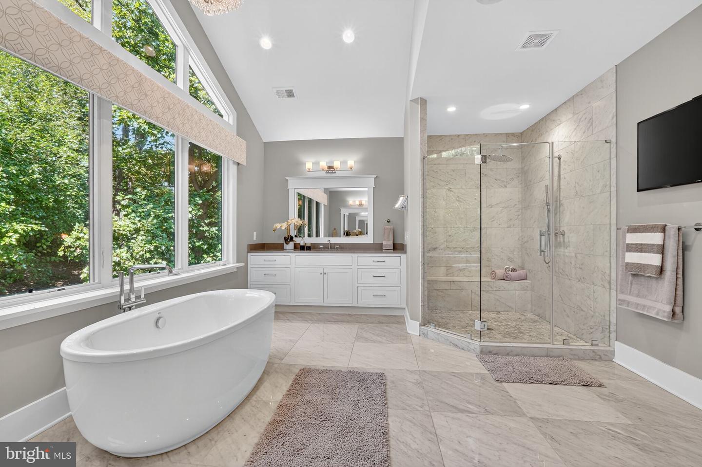 3400 MILITARY RD, ARLINGTON, Virginia 22207, 6 Bedrooms Bedrooms, ,6 BathroomsBathrooms,Residential,For sale,3400 MILITARY RD,VAAR2061122 MLS # VAAR2061122