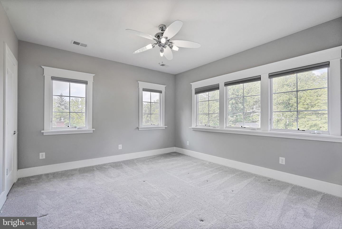 3400 MILITARY RD, ARLINGTON, Virginia 22207, 6 Bedrooms Bedrooms, ,6 BathroomsBathrooms,Residential,For sale,3400 MILITARY RD,VAAR2061122 MLS # VAAR2061122