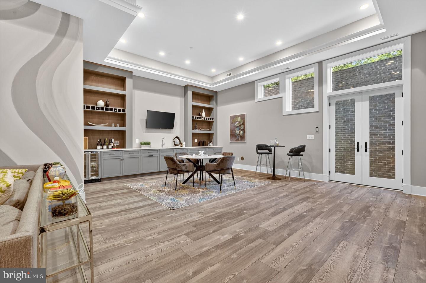 3400 MILITARY RD, ARLINGTON, Virginia 22207, 6 Bedrooms Bedrooms, ,6 BathroomsBathrooms,Residential,For sale,3400 MILITARY RD,VAAR2061122 MLS # VAAR2061122