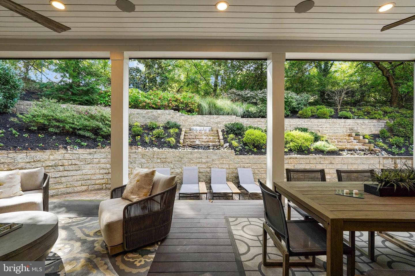 3400 MILITARY RD, ARLINGTON, Virginia 22207, 6 Bedrooms Bedrooms, ,6 BathroomsBathrooms,Residential,For sale,3400 MILITARY RD,VAAR2061122 MLS # VAAR2061122