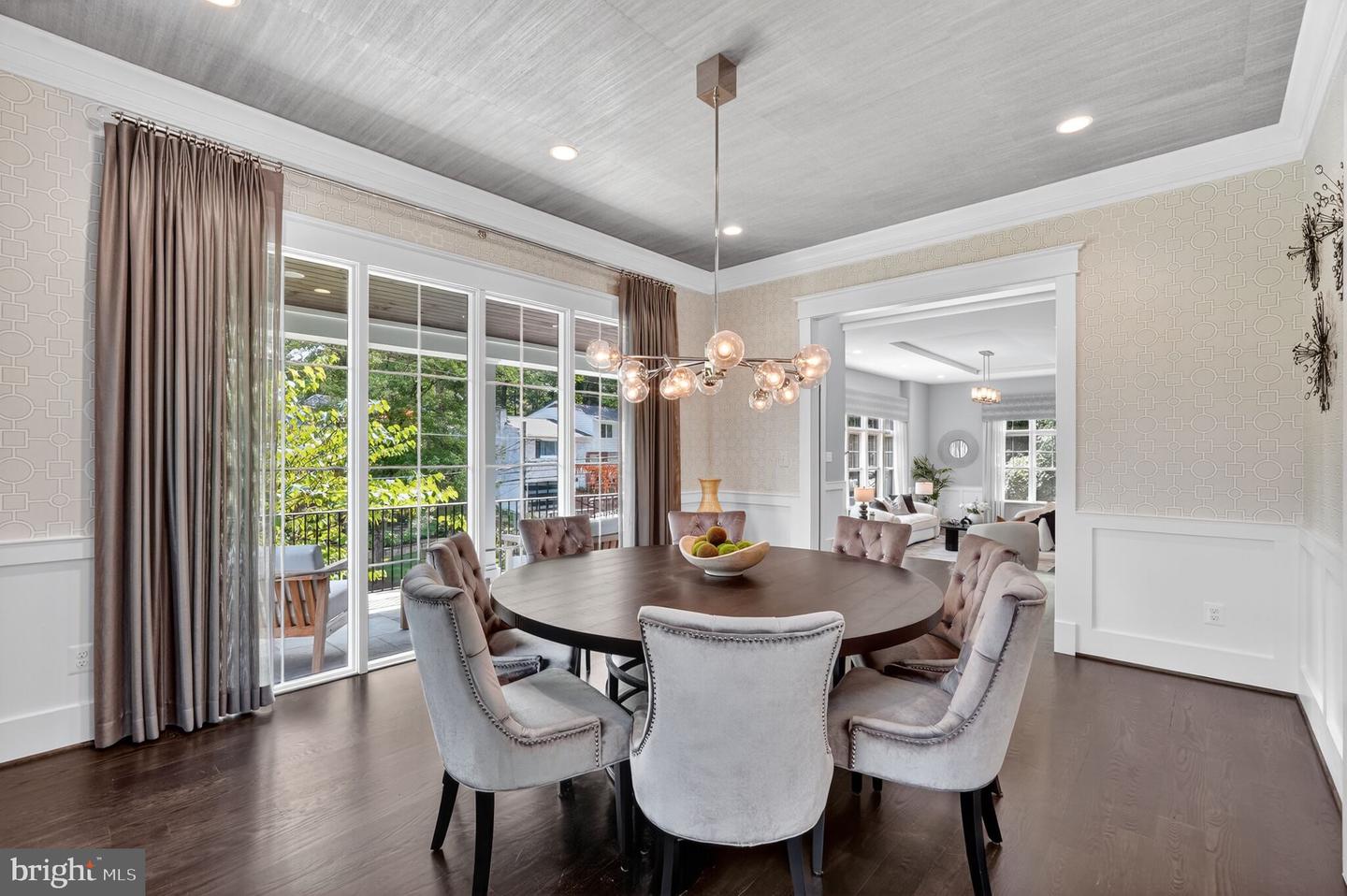 3400 MILITARY RD, ARLINGTON, Virginia 22207, 6 Bedrooms Bedrooms, ,6 BathroomsBathrooms,Residential,For sale,3400 MILITARY RD,VAAR2061122 MLS # VAAR2061122