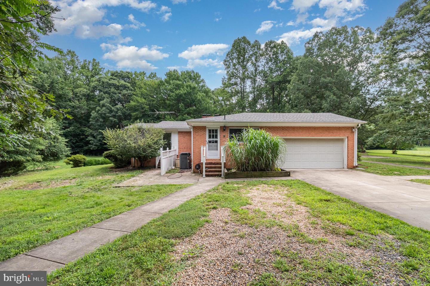 7512 MARMION LN, KING GEORGE, Virginia 22485, 4 Bedrooms Bedrooms, ,3 BathroomsBathrooms,Residential,For sale,7512 MARMION LN,VAKG2006736 MLS # VAKG2006736