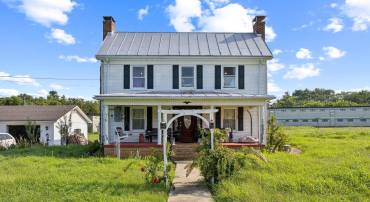 221 KITE HOLLOW RD, STANLEY, Virginia 22851, 4 Bedrooms Bedrooms, ,2 BathroomsBathrooms,Residential,For sale,221 KITE HOLLOW RD,VAPA2005200 MLS # VAPA2005200