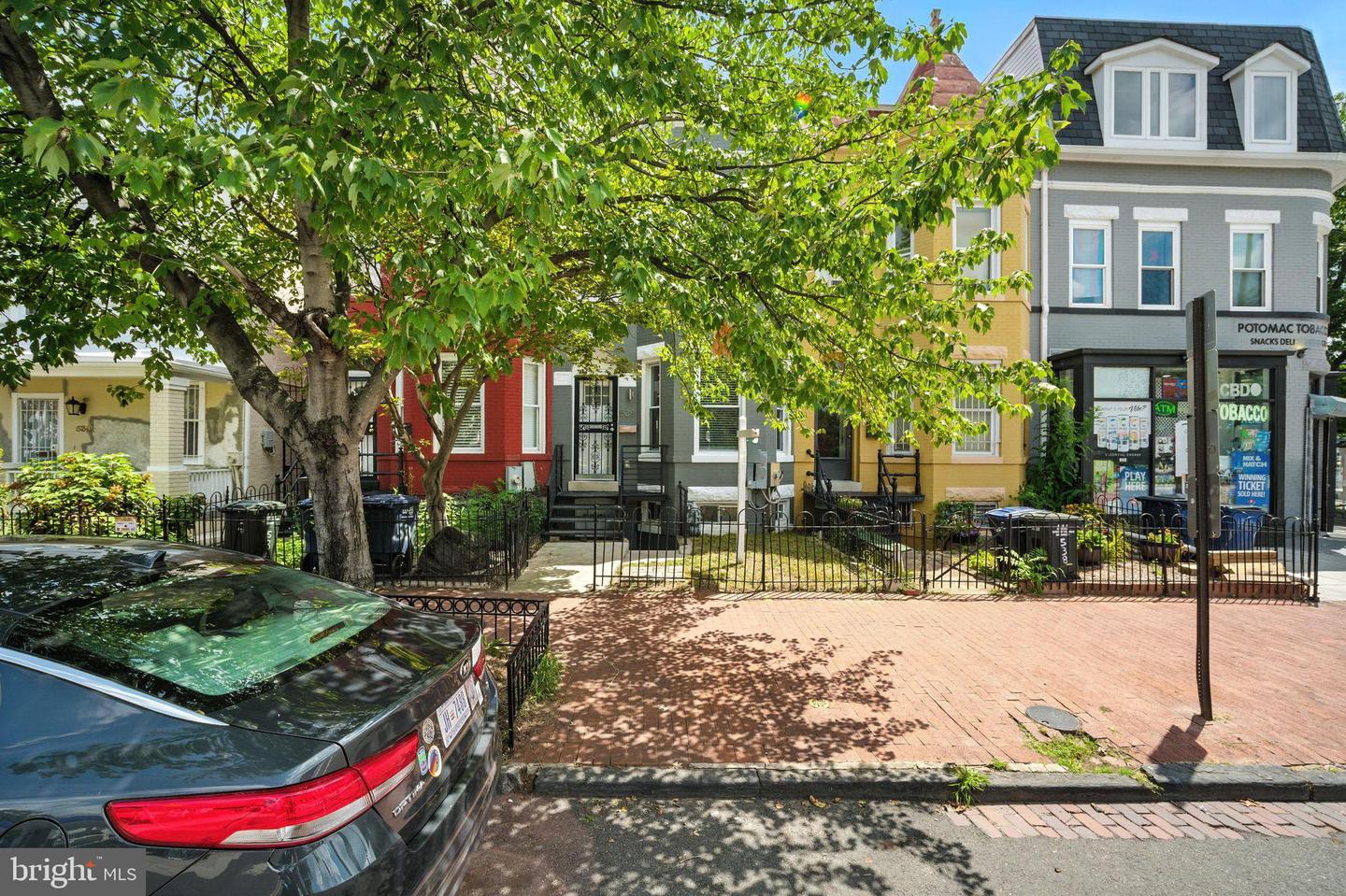 538 13TH ST SE, WASHINGTON, District Of Columbia 20003, 3 Bedrooms Bedrooms, ,3 BathroomsBathrooms,Residential,For sale,538 13TH ST SE,DCDC2213088 MLS # DCDC2213088 538 13TH ST SE, WASHINGTON, District Of Columbia 20003, 3 Bedrooms Bedrooms, ,3 BathroomsBathrooms,Residential,For sale,538 13TH ST SE,DCDC2213088 MLS # DCDC2213088