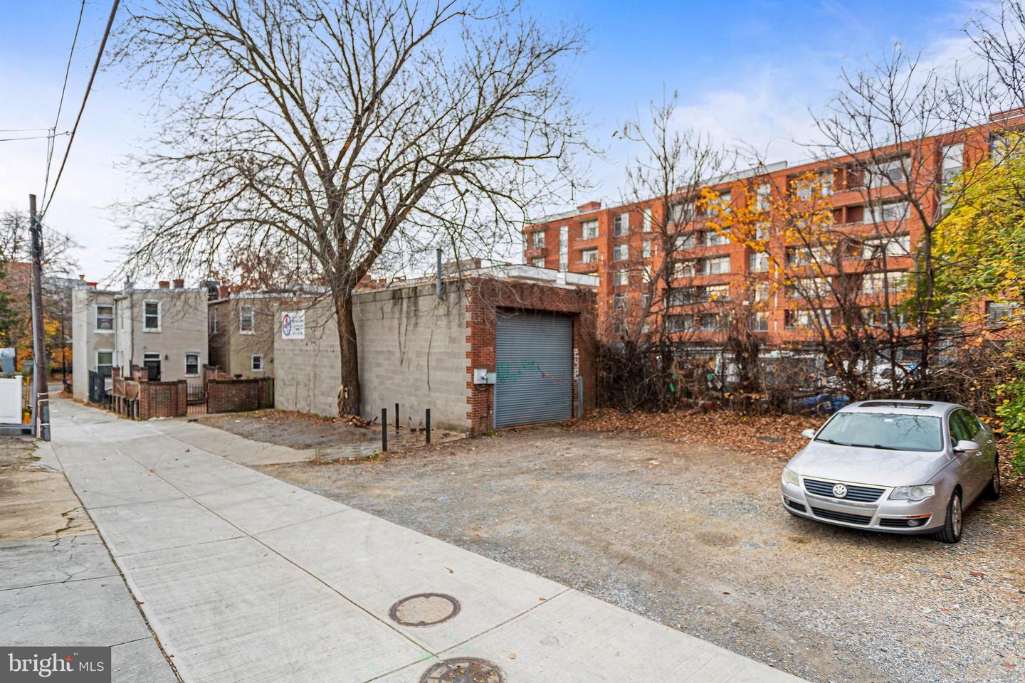 327 REAR L ST NE, WASHINGTON, District Of Columbia 20002, ,Land,For sale,327 REAR L ST NE,DCDC2235262 MLS # DCDC2235262