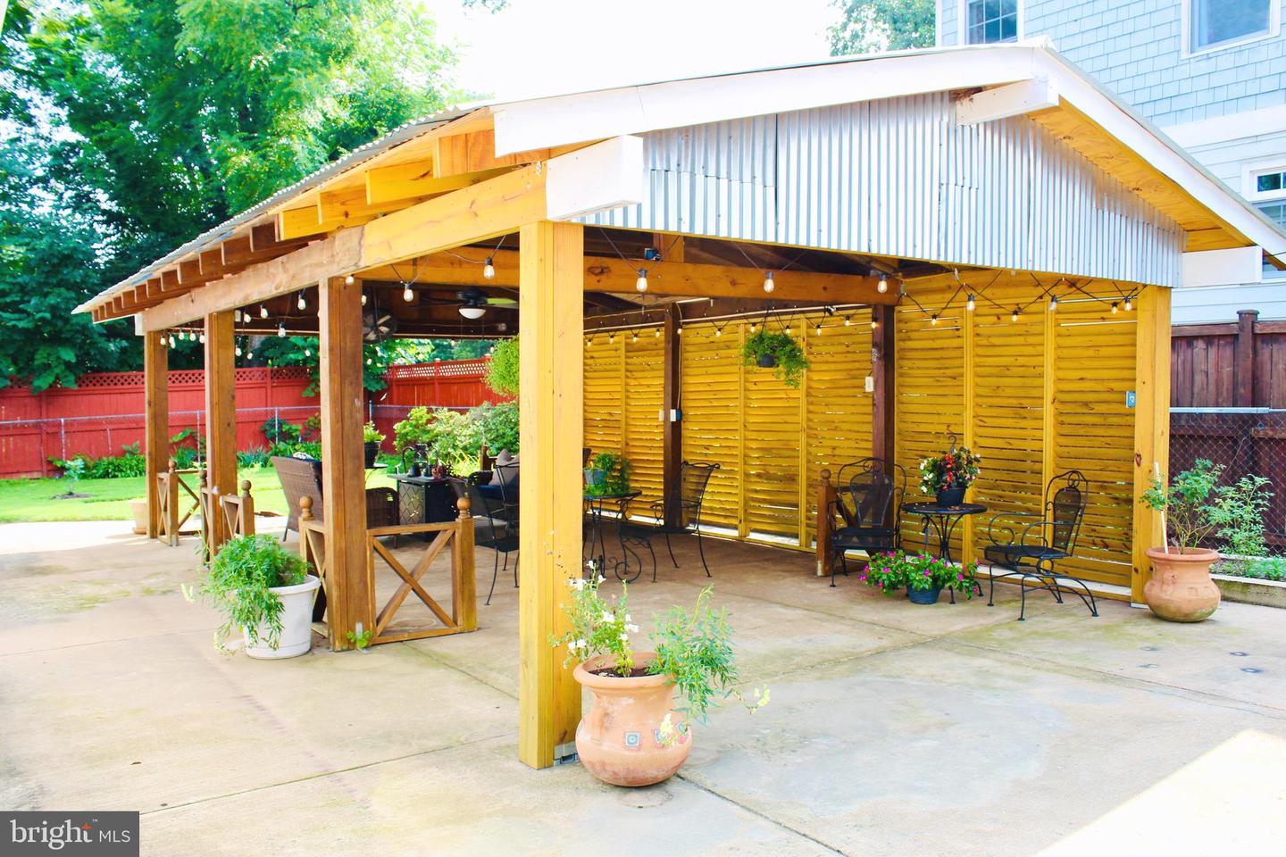 6314 WASHINGTON BLVD, ARLINGTON, Virginia 22205, 4 Bedrooms Bedrooms, ,3 BathroomsBathrooms,Residential,For sale,6314 WASHINGTON BLVD,VAAR2062136 MLS # VAAR2062136 6314 WASHINGTON BLVD, ARLINGTON, Virginia 22205, 4 Bedrooms Bedrooms, ,3 BathroomsBathrooms,Residential,For sale,6314 WASHINGTON BLVD,VAAR2062136 MLS # VAAR2062136