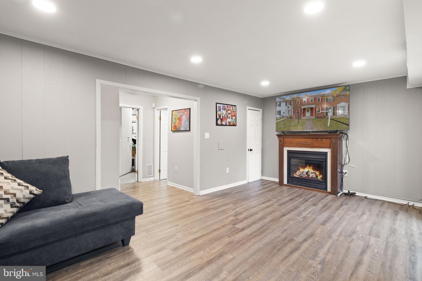 1315 MEAD TER, WOODBRIDGE, Virginia 22191, 3 Bedrooms Bedrooms, 6 Rooms Rooms,3 BathroomsBathrooms,Residential,For sale,1315 MEAD TER,VAPW2101628 MLS # VAPW2101628