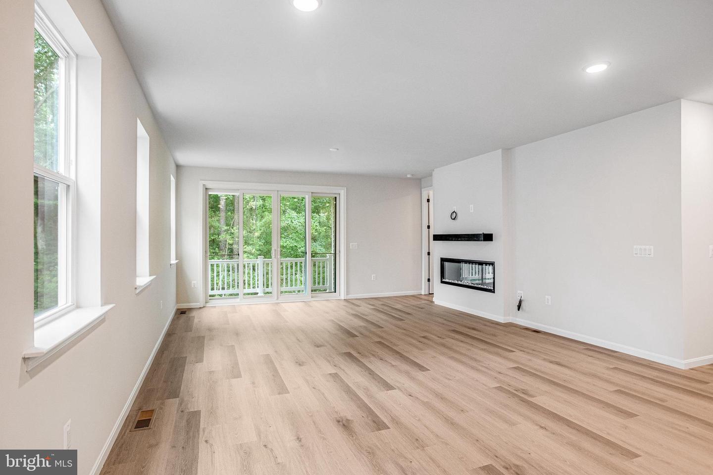 7106 BRAXTON CT, RUTHER GLEN, Virginia 22546, 3 Bedrooms Bedrooms, ,2 BathroomsBathrooms,Residential,For sale,7106 BRAXTON CT,VACV2008694 MLS # VACV2008694