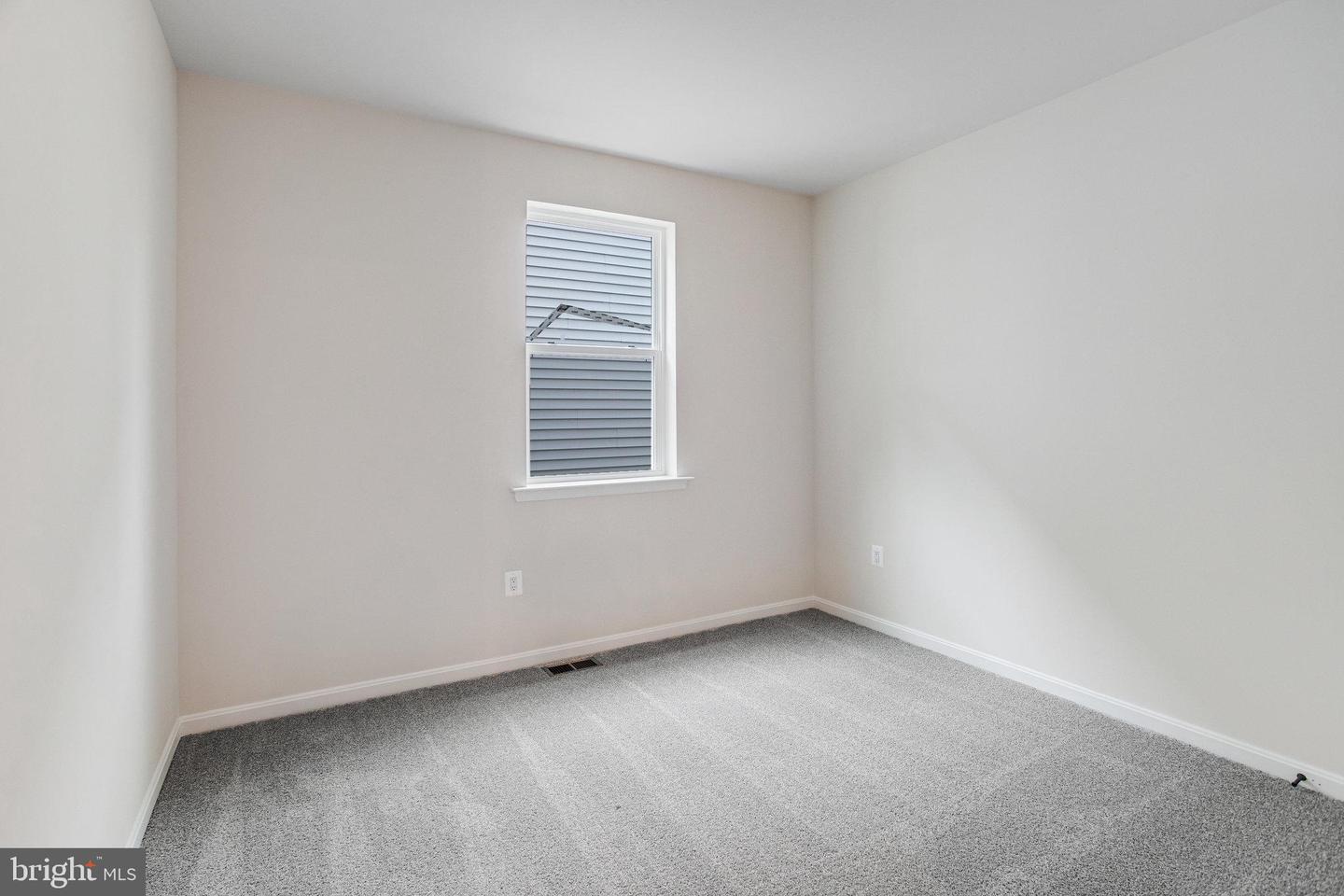 7106 BRAXTON CT, RUTHER GLEN, Virginia 22546, 3 Bedrooms Bedrooms, ,2 BathroomsBathrooms,Residential,For sale,7106 BRAXTON CT,VACV2008694 MLS # VACV2008694