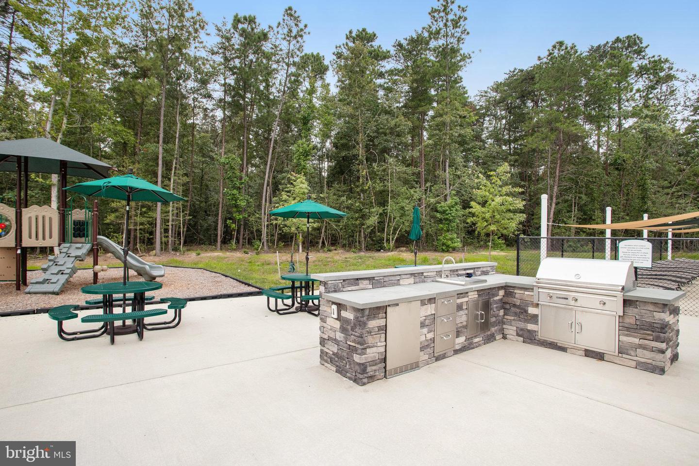 7106 BRAXTON CT, RUTHER GLEN, Virginia 22546, 3 Bedrooms Bedrooms, ,2 BathroomsBathrooms,Residential,For sale,7106 BRAXTON CT,VACV2008694 MLS # VACV2008694