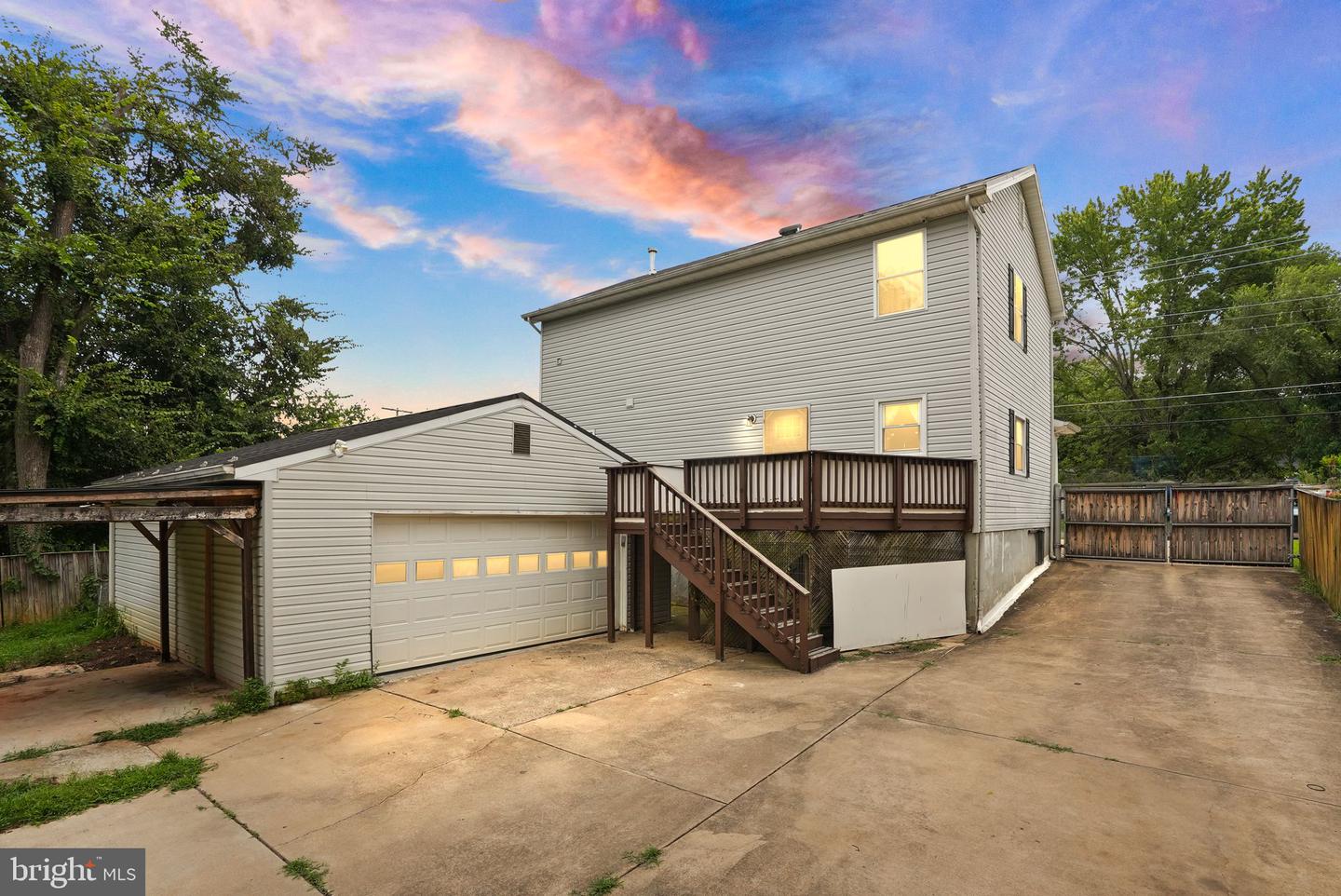 7726 AMHERST DR, MANASSAS, Virginia 20111, 6 Bedrooms Bedrooms, ,3 BathroomsBathrooms,Residential,For sale,7726 AMHERST DR,VAPW2102014 MLS # VAPW2102014