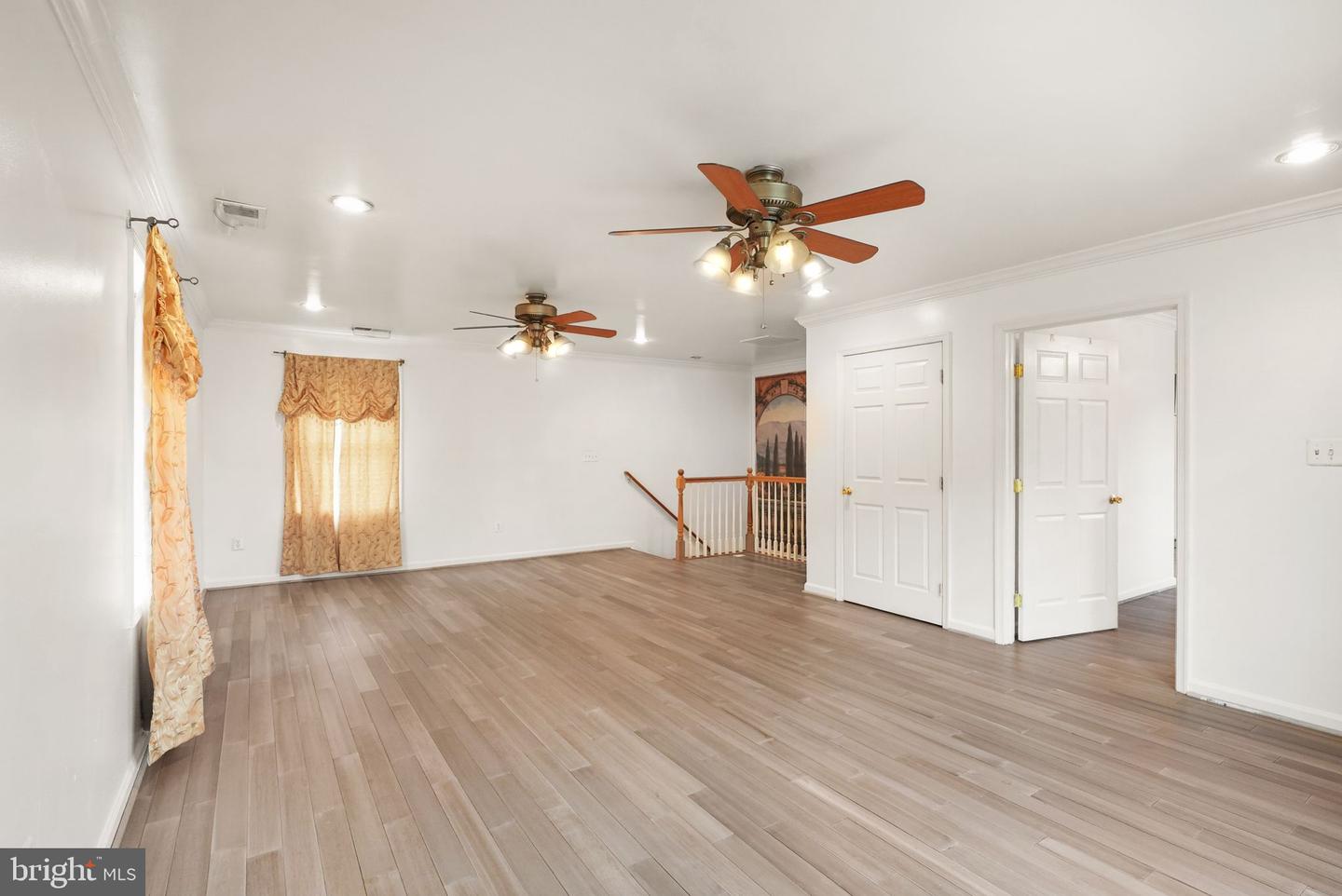 7726 AMHERST DR, MANASSAS, Virginia 20111, 6 Bedrooms Bedrooms, ,3 BathroomsBathrooms,Residential,For sale,7726 AMHERST DR,VAPW2102014 MLS # VAPW2102014