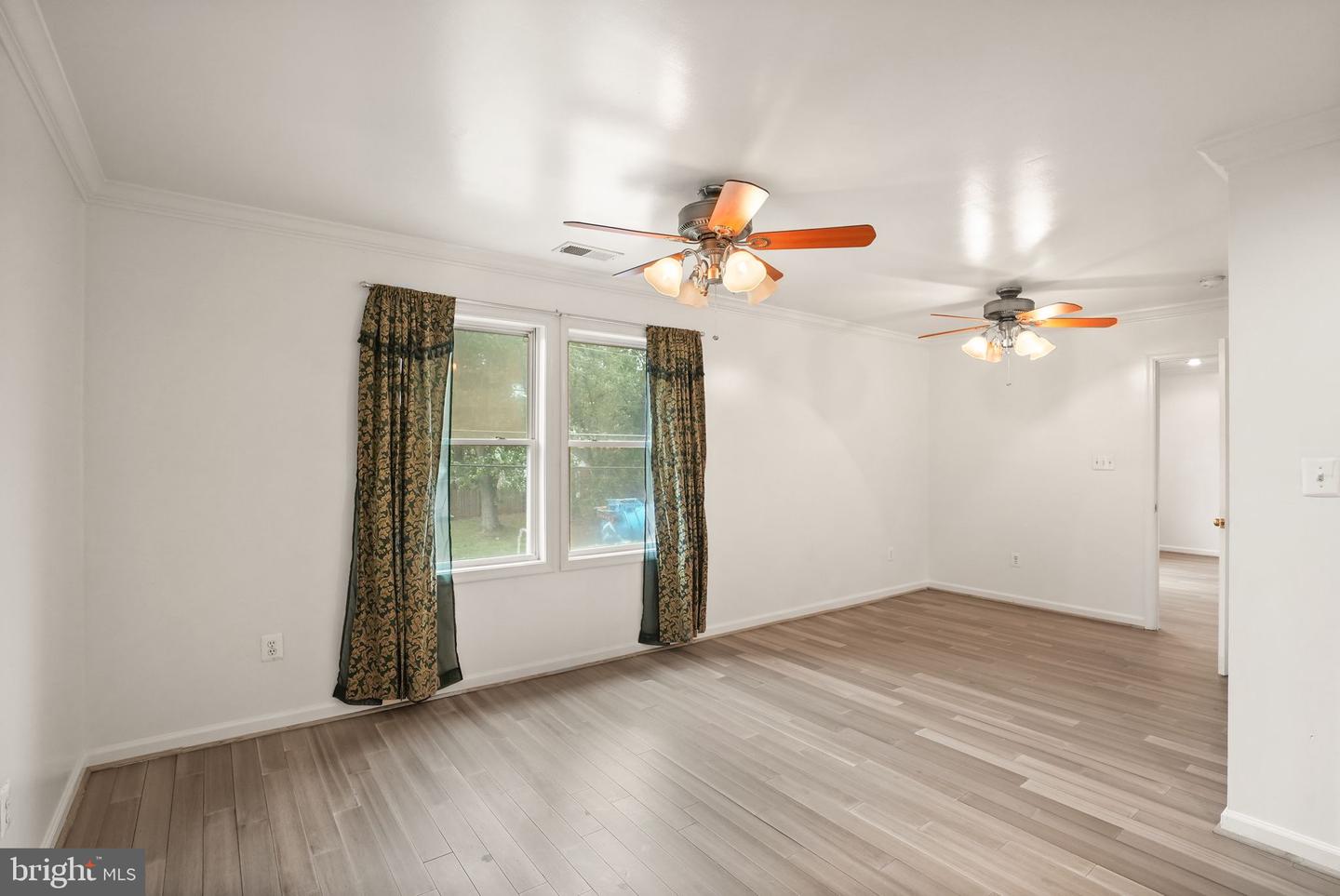 7726 AMHERST DR, MANASSAS, Virginia 20111, 6 Bedrooms Bedrooms, ,3 BathroomsBathrooms,Residential,For sale,7726 AMHERST DR,VAPW2102014 MLS # VAPW2102014