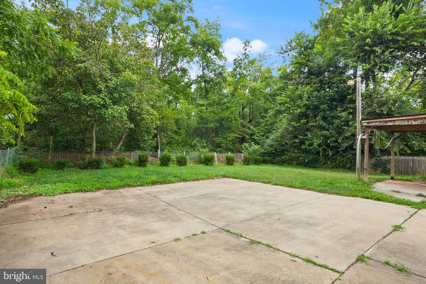 7726 AMHERST DR, MANASSAS, Virginia 20111, 6 Bedrooms Bedrooms, ,3 BathroomsBathrooms,Residential,For sale,7726 AMHERST DR,VAPW2102014 MLS # VAPW2102014