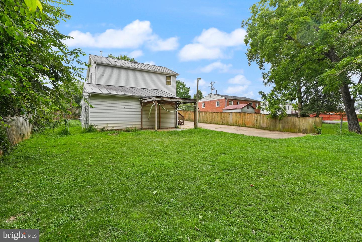 7726 AMHERST DR, MANASSAS, Virginia 20111, 6 Bedrooms Bedrooms, ,3 BathroomsBathrooms,Residential,For sale,7726 AMHERST DR,VAPW2102014 MLS # VAPW2102014