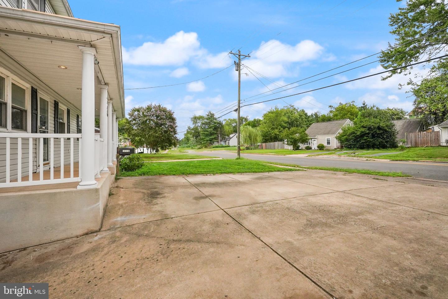 7726 AMHERST DR, MANASSAS, Virginia 20111, 6 Bedrooms Bedrooms, ,3 BathroomsBathrooms,Residential,For sale,7726 AMHERST DR,VAPW2102014 MLS # VAPW2102014