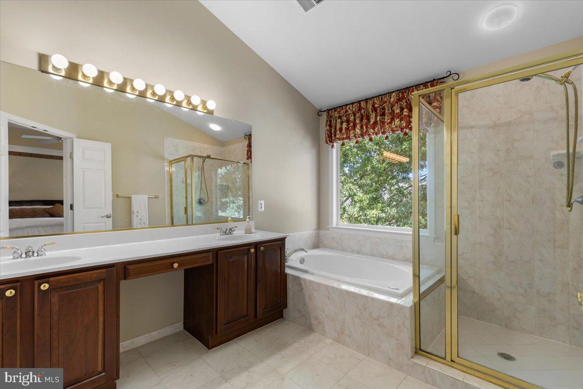 46134 BRISBANE SQ, STERLING, Virginia 20165, 3 Bedrooms Bedrooms, ,3 BathroomsBathrooms,Residential,For sale,46134 BRISBANE SQ,VALO2104974 MLS # VALO2104974