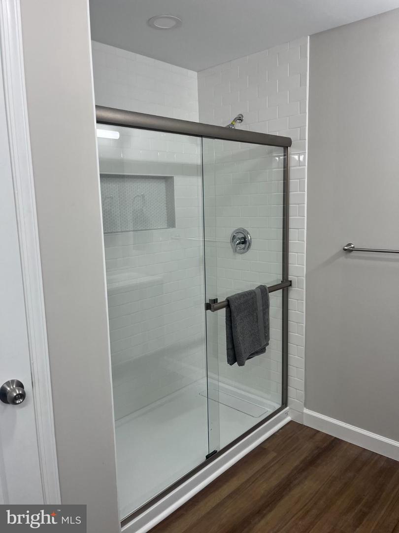 28542 RACCOON FORD RD, CULPEPER, Virginia 22701, 5 Bedrooms Bedrooms, 10 Rooms Rooms,2 BathroomsBathrooms,Residential,For sale,28542 RACCOON FORD RD,VAOR2010610 MLS # VAOR2010610