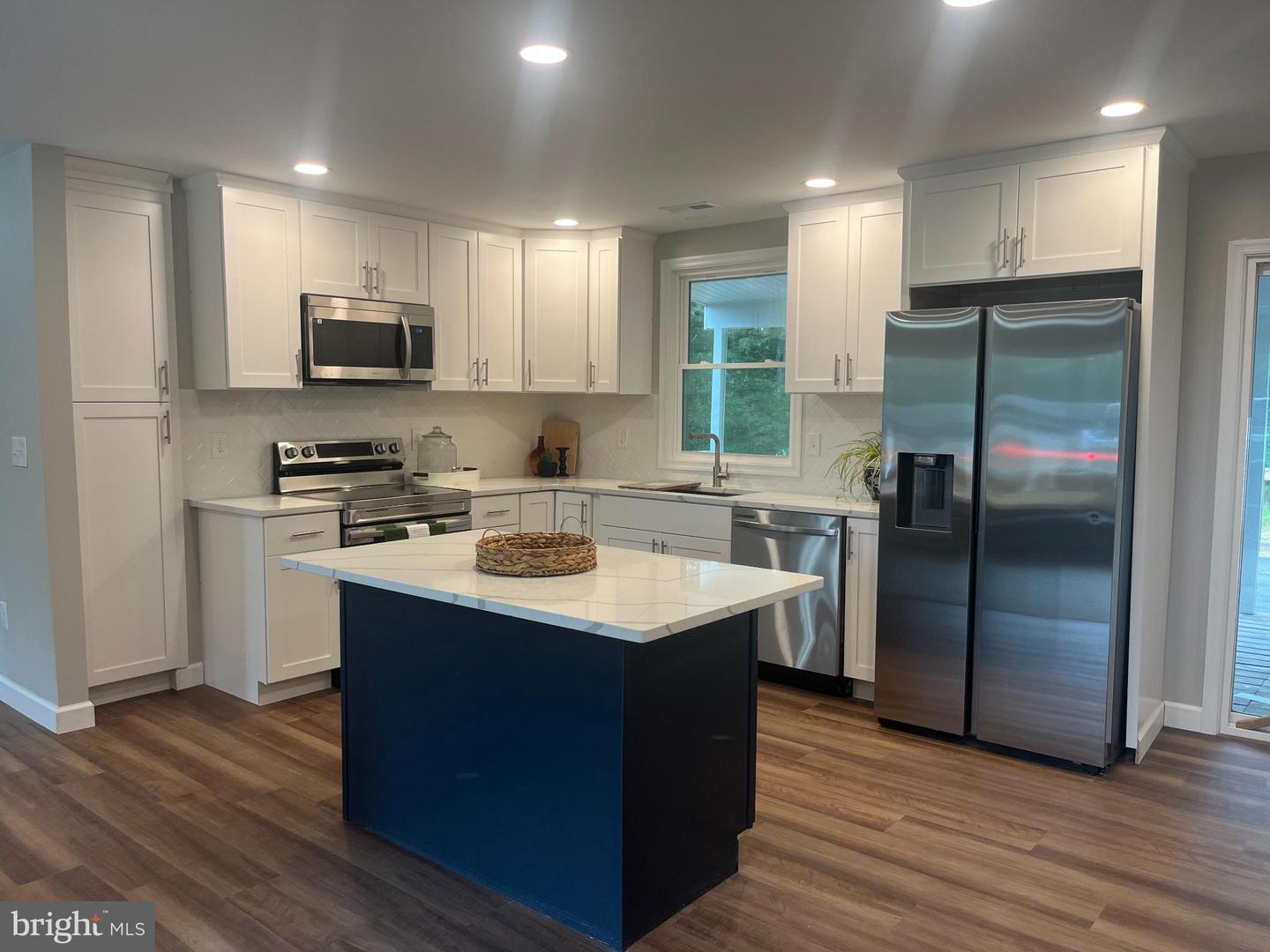 28542 RACCOON FORD RD, CULPEPER, Virginia 22701, 5 Bedrooms Bedrooms, 10 Rooms Rooms,2 BathroomsBathrooms,Residential,For sale,28542 RACCOON FORD RD,VAOR2010610 MLS # VAOR2010610