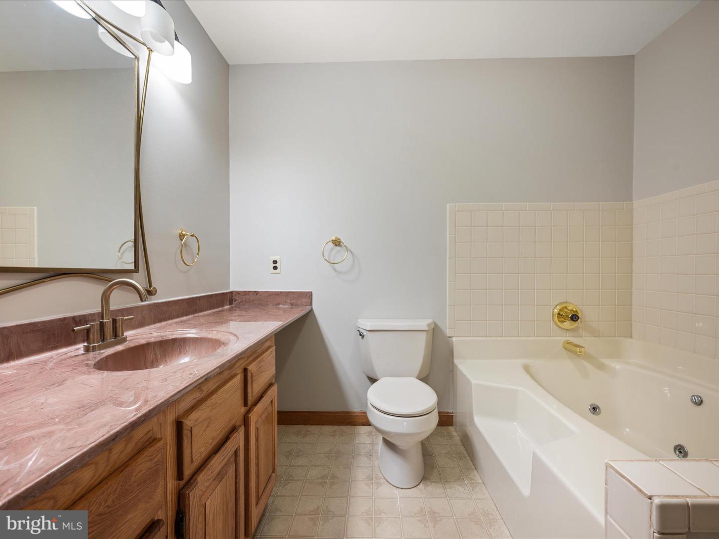 102 DIVOT PL, CROSS JUNCTION, Virginia 22625, 4 Bedrooms Bedrooms, ,3 BathroomsBathrooms,Residential,For sale,102 DIVOT PL,VAFV2036544 MLS # VAFV2036544