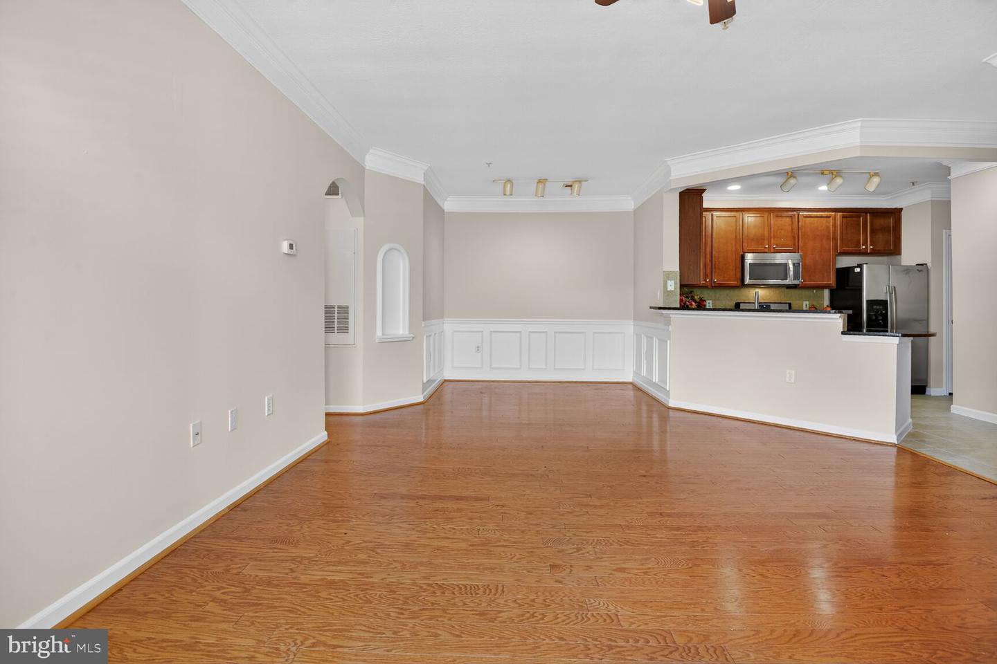 503 SUNSET VIEW TER SE #208, LEESBURG, Virginia 20175, 3 Bedrooms Bedrooms, ,2 BathroomsBathrooms,Residential,For sale,503 SUNSET VIEW TER SE #208,VALO2106208 MLS # VALO2106208