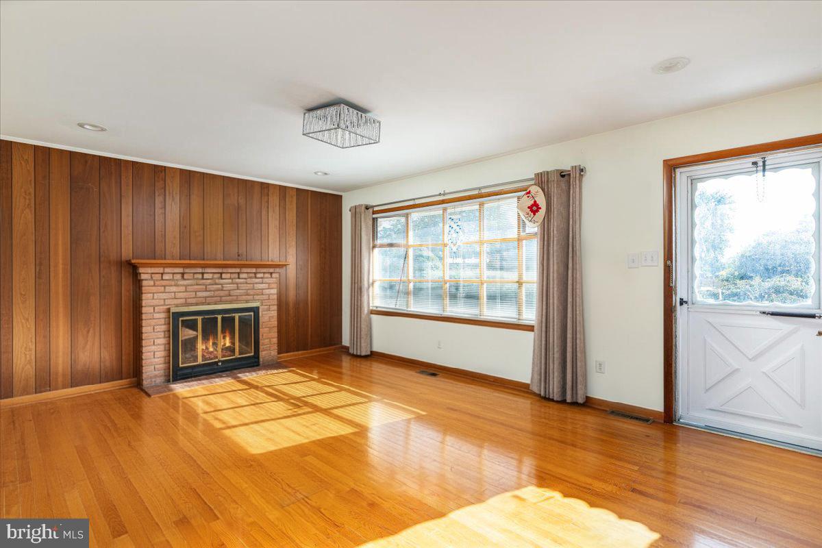 219 MILAM DR, WINCHESTER, Virginia 22602, 4 Bedrooms Bedrooms, ,3 BathroomsBathrooms,Residential,For sale,219 MILAM DR,VAFV2036712 MLS # VAFV2036712