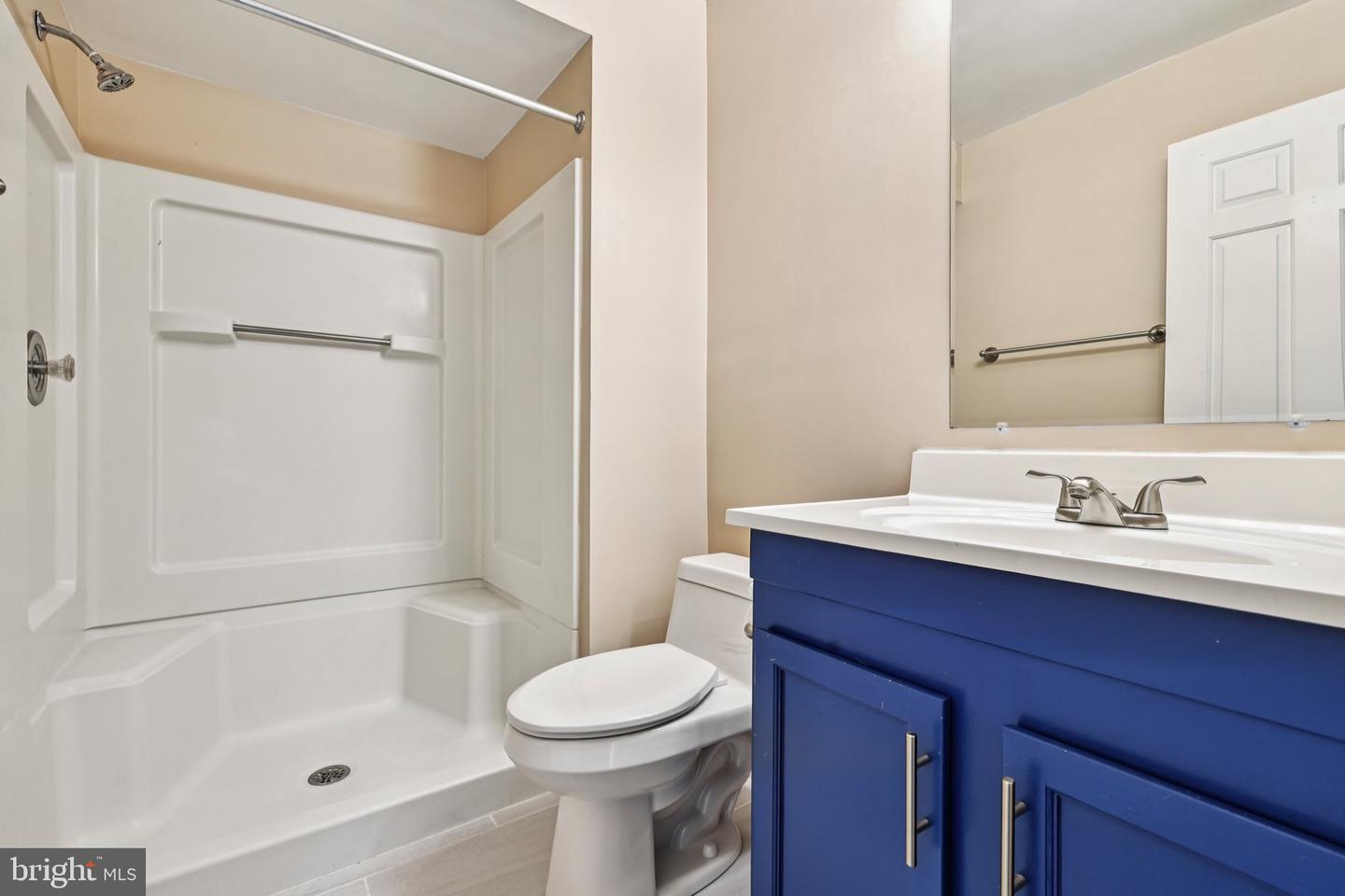 5707 OLDE MILL CT #111, ALEXANDRIA, Virginia 22309, 2 Bedrooms Bedrooms, ,2 BathroomsBathrooms,Residential,For sale,5707 OLDE MILL CT #111,VAFX2267246 MLS # VAFX2267246