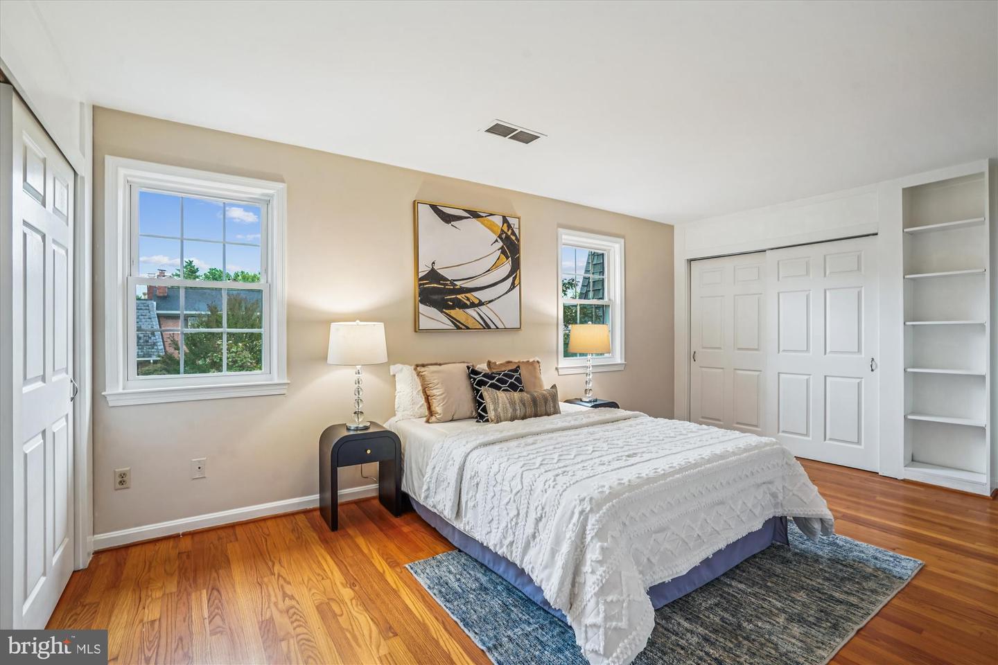 24 S ABINGDON ST, ARLINGTON, Virginia 22204, 4 Bedrooms Bedrooms, ,3 BathroomsBathrooms,Residential,For sale,24 S ABINGDON ST,VAAR2063746 MLS # VAAR2063746