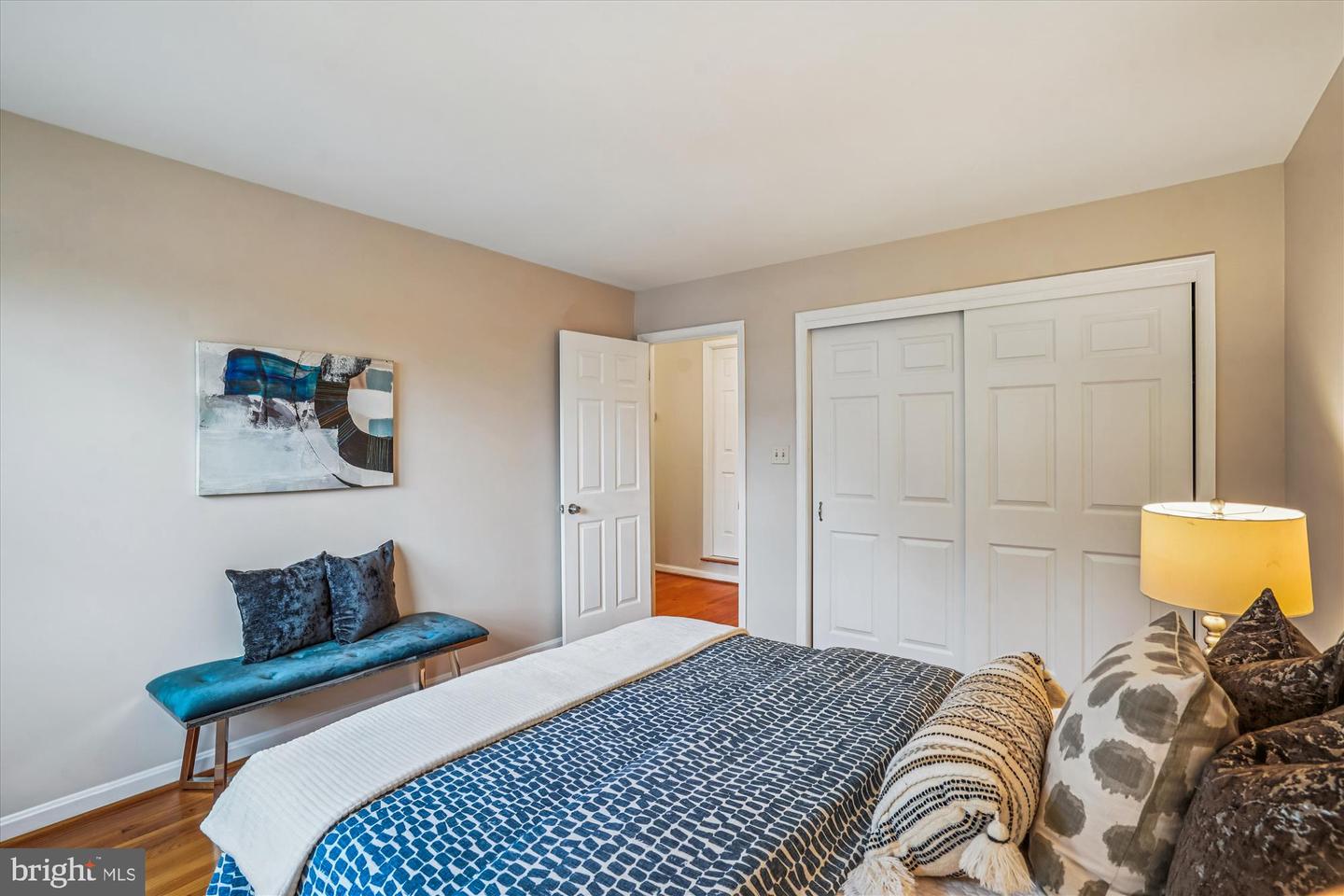 24 S ABINGDON ST, ARLINGTON, Virginia 22204, 4 Bedrooms Bedrooms, ,3 BathroomsBathrooms,Residential,For sale,24 S ABINGDON ST,VAAR2063746 MLS # VAAR2063746