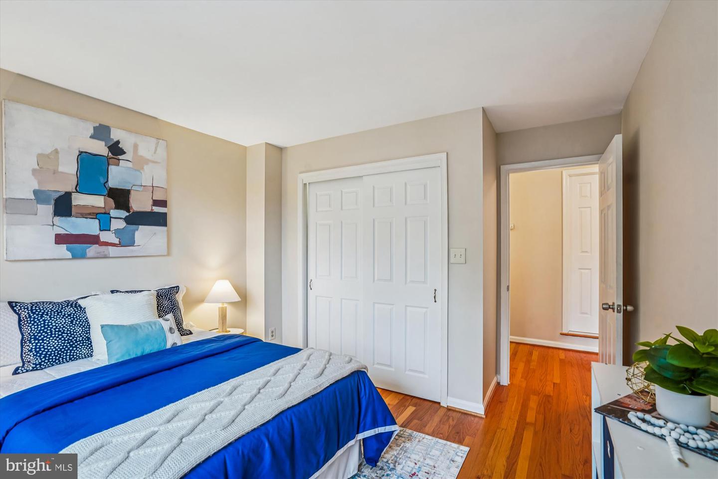 24 S ABINGDON ST, ARLINGTON, Virginia 22204, 4 Bedrooms Bedrooms, ,3 BathroomsBathrooms,Residential,For sale,24 S ABINGDON ST,VAAR2063746 MLS # VAAR2063746