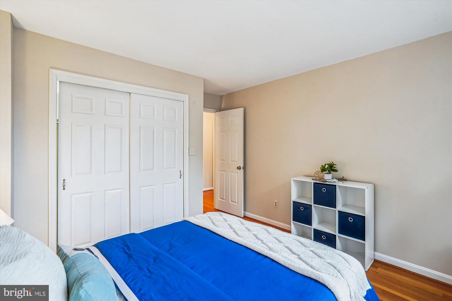 24 S ABINGDON ST, ARLINGTON, Virginia 22204, 4 Bedrooms Bedrooms, ,3 BathroomsBathrooms,Residential,For sale,24 S ABINGDON ST,VAAR2063746 MLS # VAAR2063746