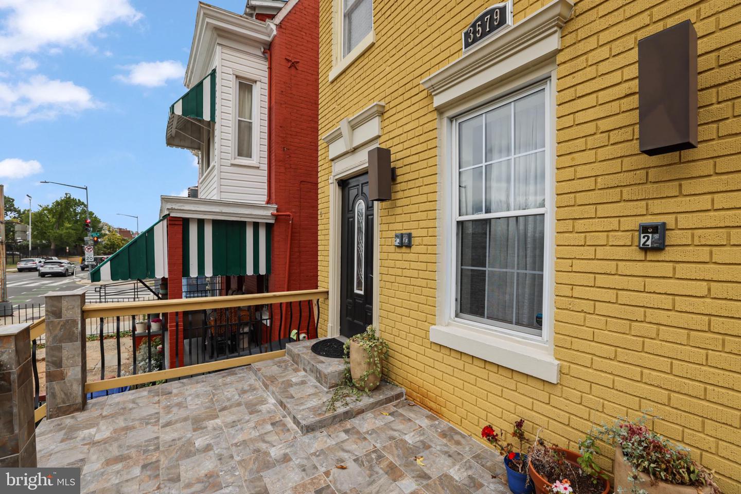 3579 WARDER ST NW #3, WASHINGTON, District Of Columbia 20010, 2 Bedrooms Bedrooms, ,2 BathroomsBathrooms,Residential,For sale,3579 WARDER ST NW #3,DCDC2223386 MLS # DCDC2223386