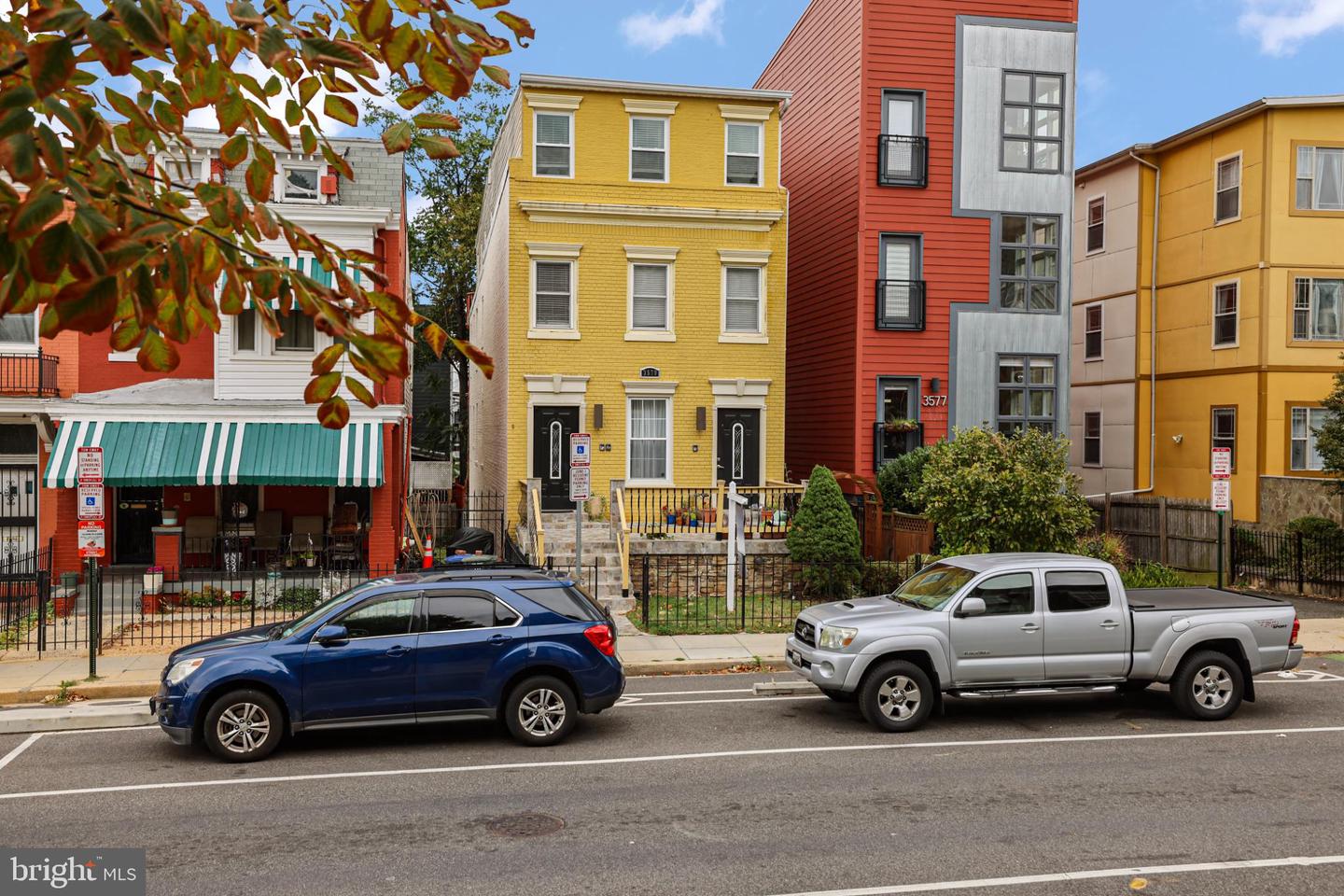 3579 WARDER ST NW #3, WASHINGTON, District Of Columbia 20010, 2 Bedrooms Bedrooms, ,2 BathroomsBathrooms,Residential,For sale,3579 WARDER ST NW #3,DCDC2223386 MLS # DCDC2223386